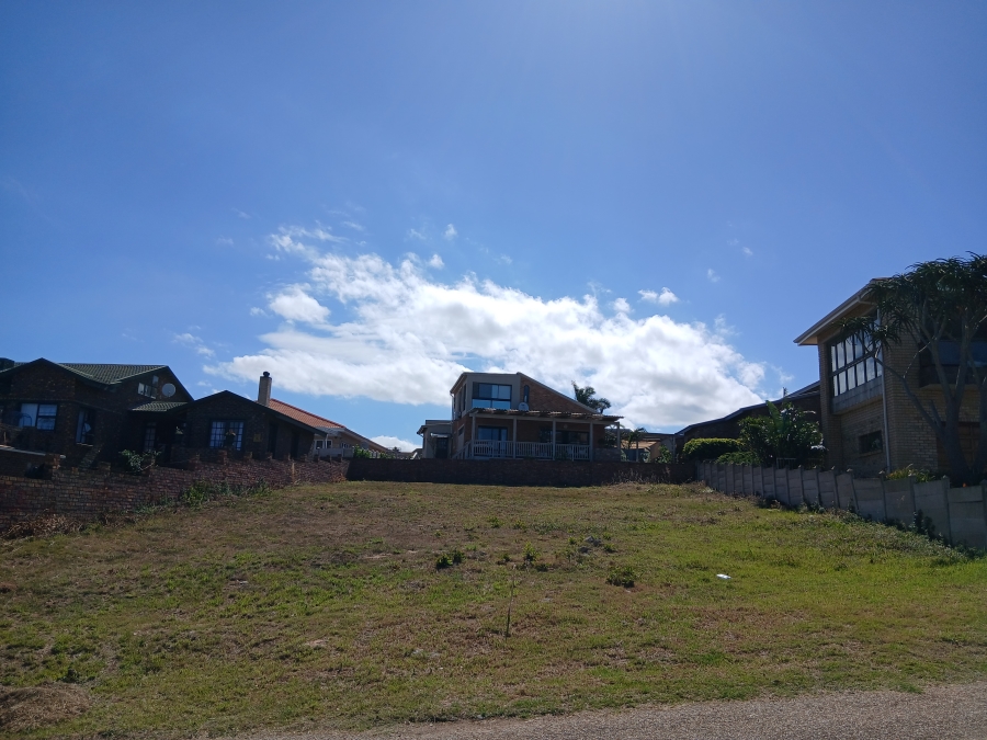 0 Bedroom Property for Sale in Wavecrest Eastern Cape